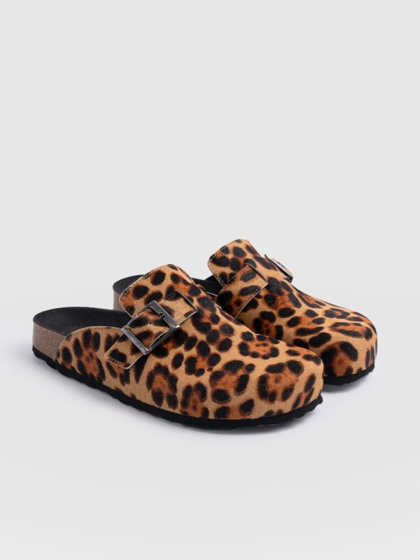 Jude Clogs - Leopard - Image 3